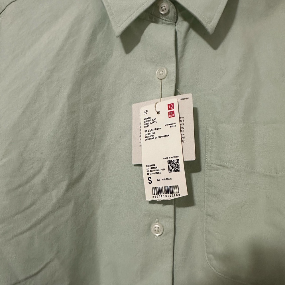 JWA - Uniqlo Boxy Button Up - Picture 3 of 10
